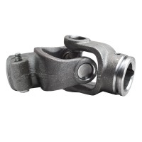 Карданний шарнір W2207A (Хрестовина 23,84х61,35 вилка внутрішня під трубу L40В + вилка 8 шліців)